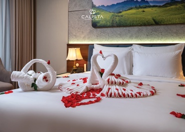 Romantic Honeymoon Escape - Only $290 per guest
